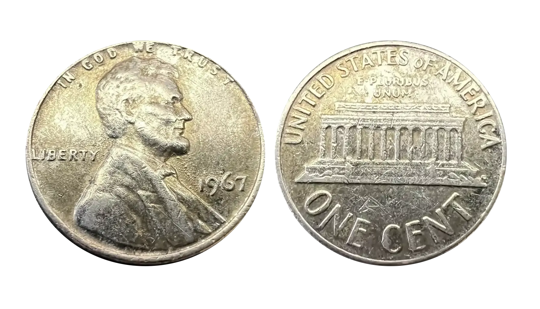 Group of 1967 Lincoln Memorial cents in various grades showing range from red uncirculated to worn brown